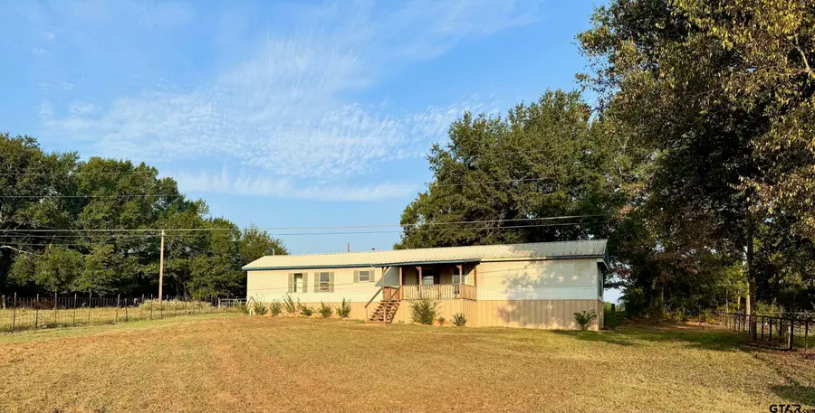 427 Old Latexo Road, Crockett, TX 75835 - Image #2