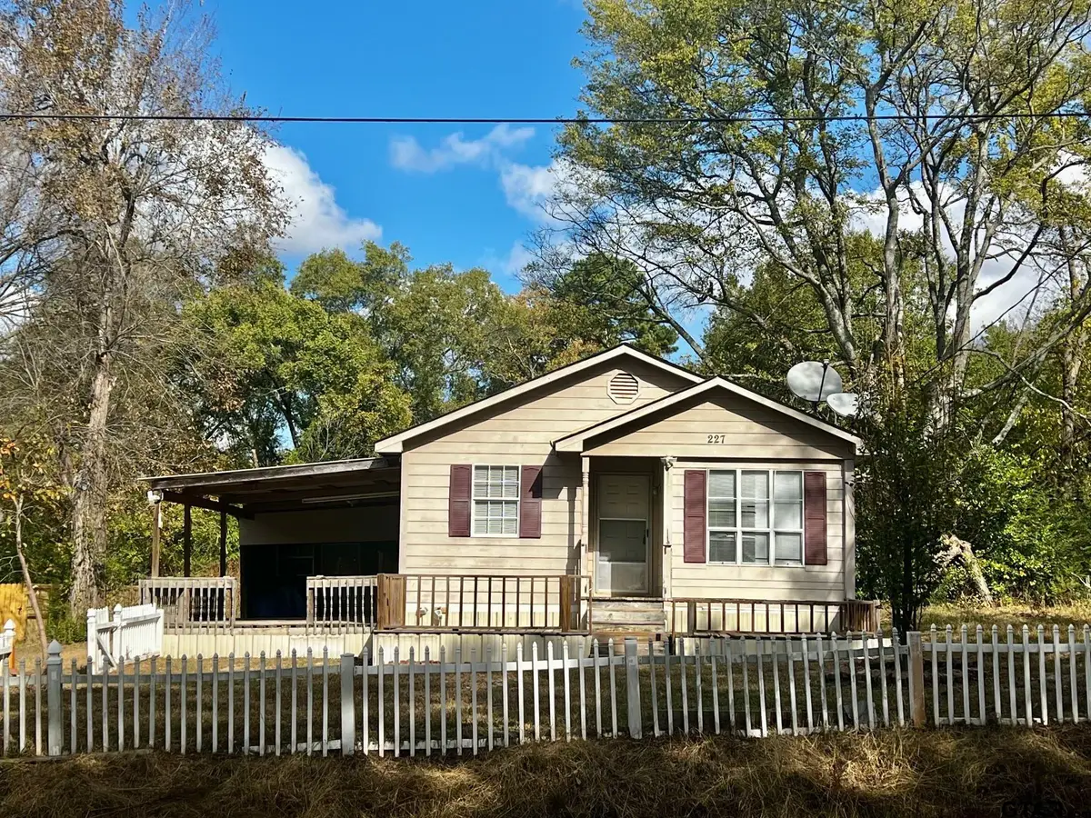 227 McWhorter, Mineola, TX 75773 - Image #1