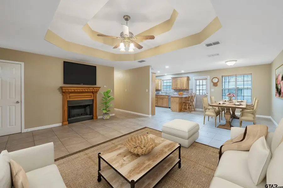 190 DWIGHT, Hawkins, TX 75765 - Image #2