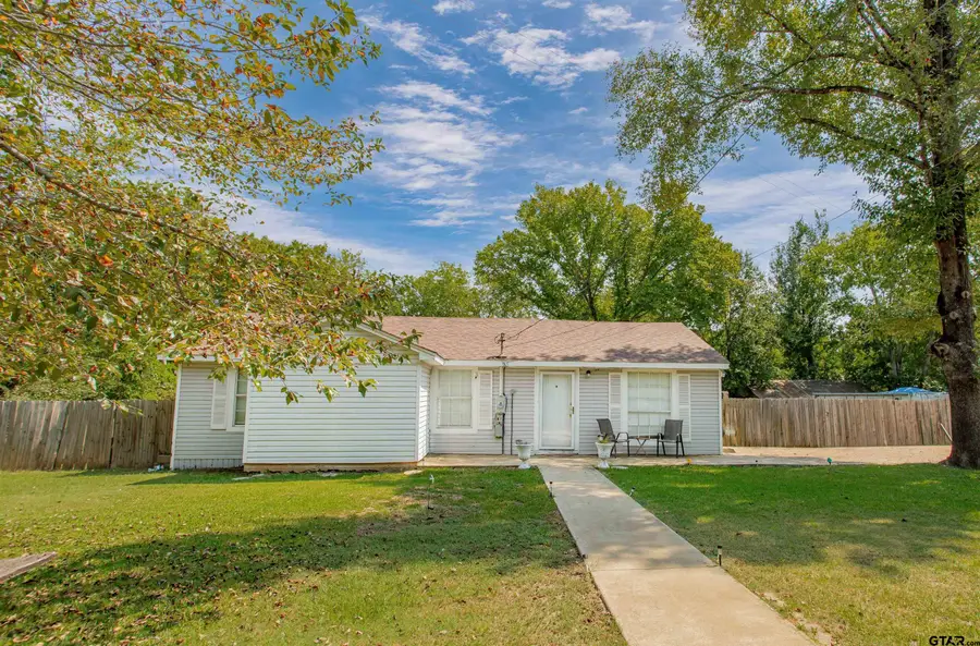 1706 & 1708 S Lake Harris Rd, White Oak, TX 75693 - Image #2