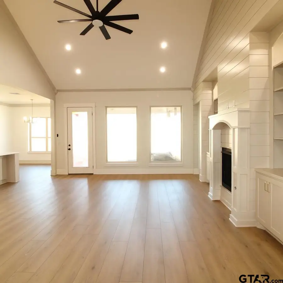 1070 Stagecoach Bend, Bullard, TX 75757 - Image #3