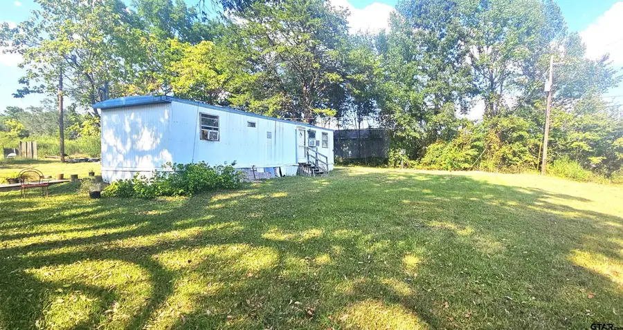 519 E Longview St, Arp, TX 75750 - Image #3