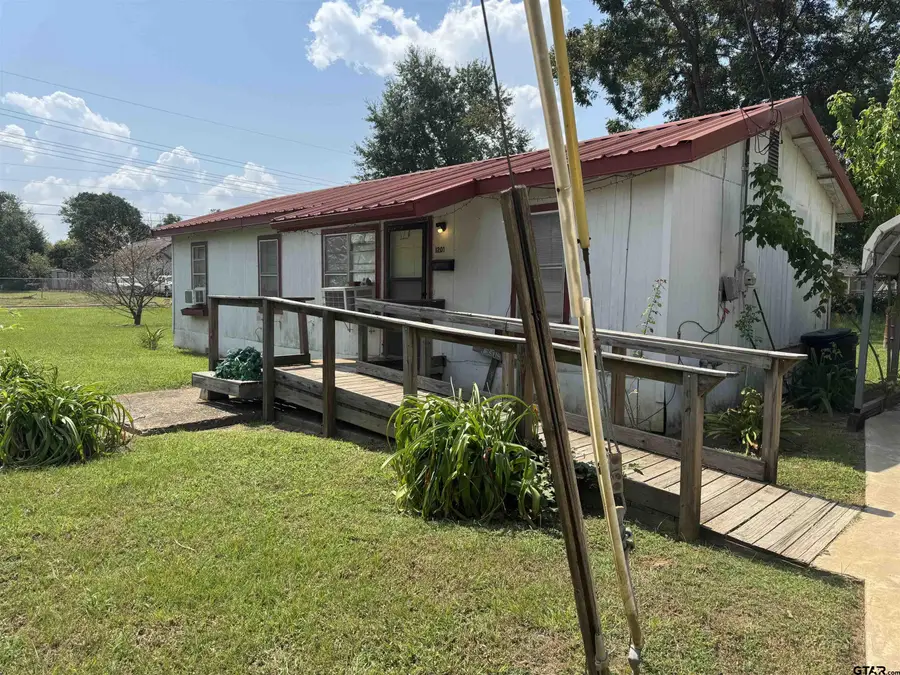 1201 Quevado, Jacksonville, TX 75766 - Image #2