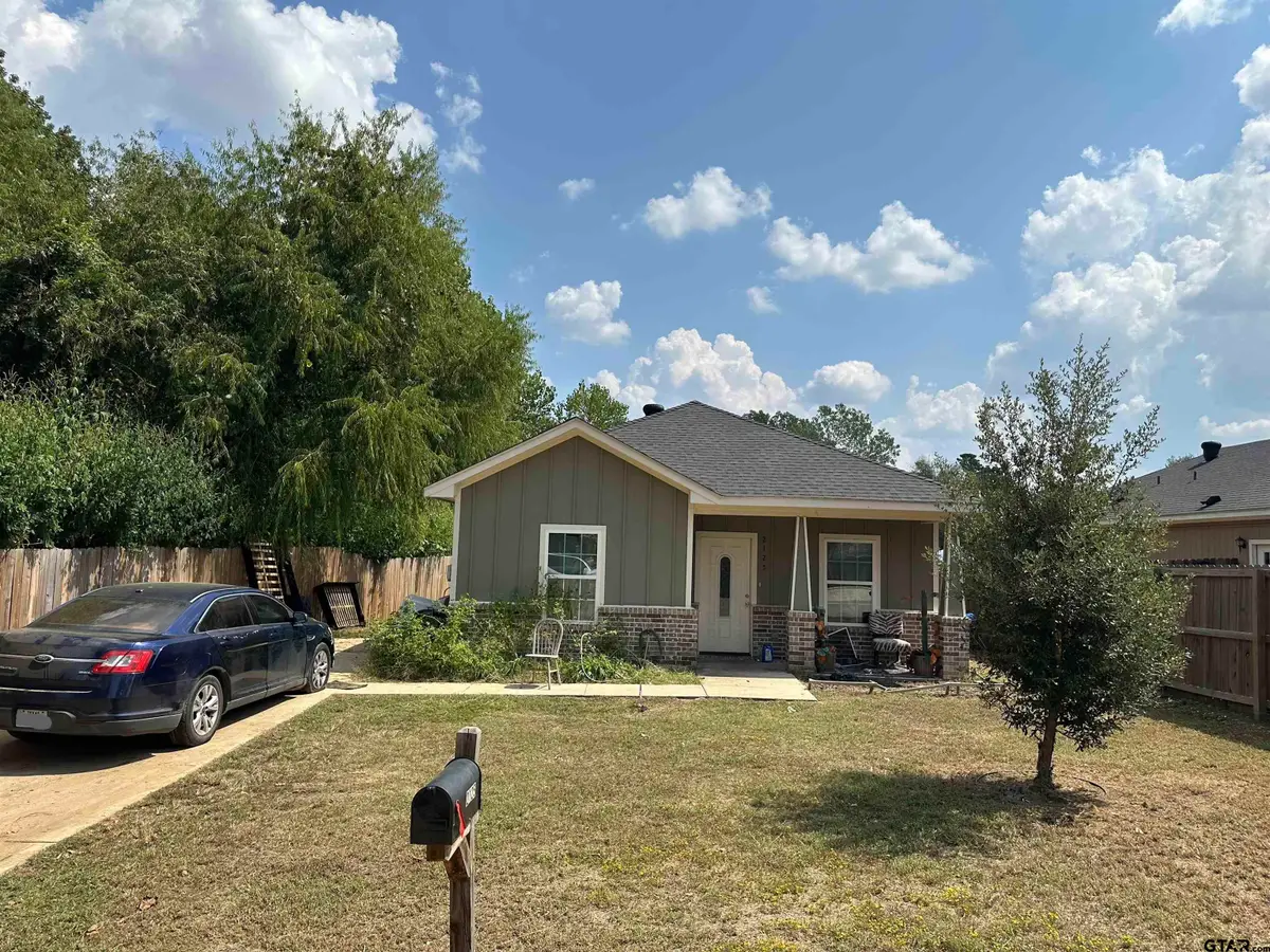 2125 N Emerson Ave, Tyler, TX 75702 - Image #1