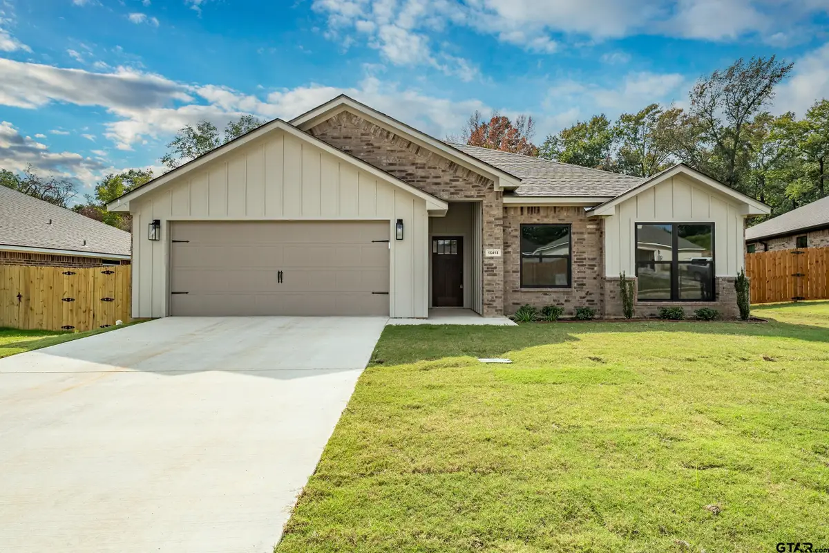 16418 Crossing Circle, Lindale, TX 75771 - Image #1