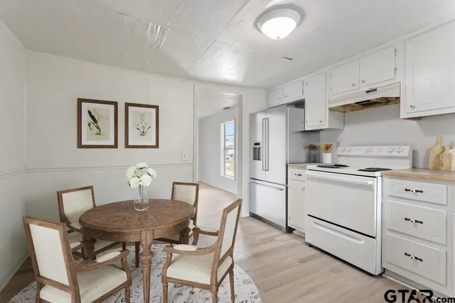 210 Cooper St, Lindale, TX 75771 - Image #3