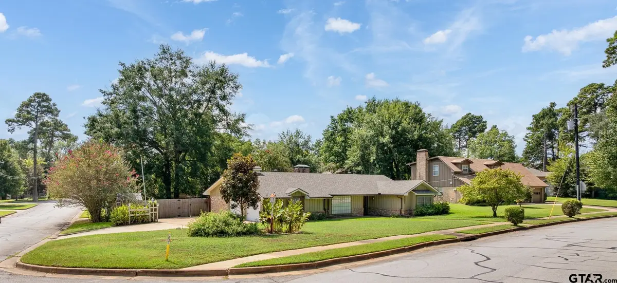 2827 Fairfax Dr, Tyler, TX 75701 - Image #1