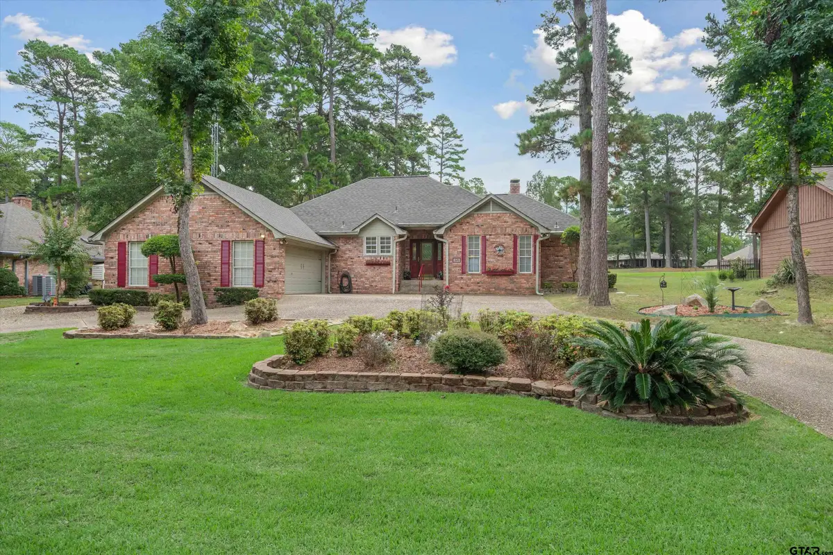 320 Greenbriar Trail, Holly Lake Ranch, TX 75765 - Image #1