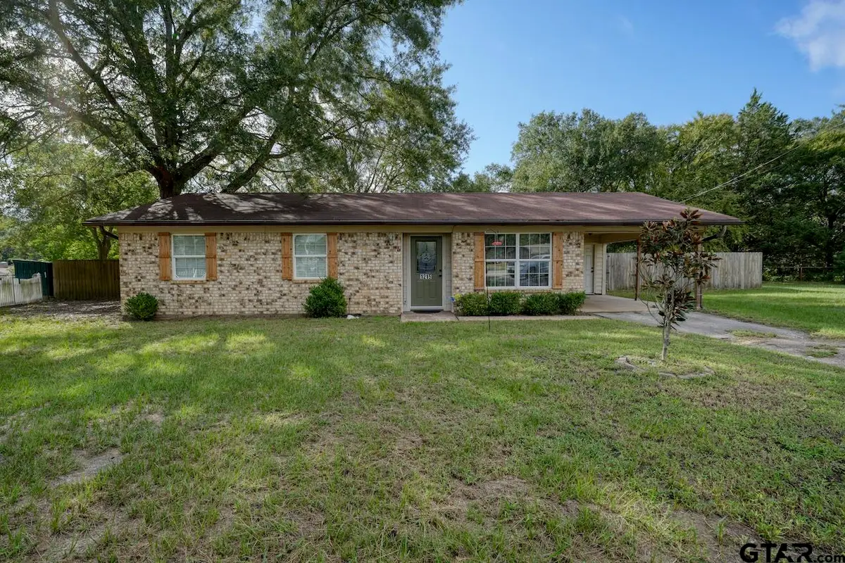 1215 Summit Heights, Lindale, TX 75771 - #1