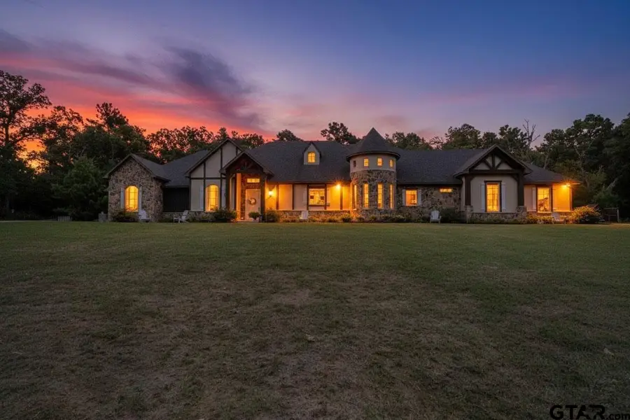 2356 AN County Road 403 B, Palestine, TX 75803 - Image #2