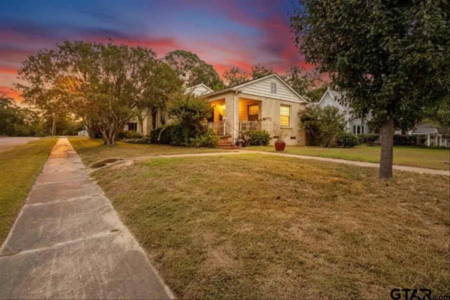 301 E Blair, Mineola, TX 75773 - Image #2