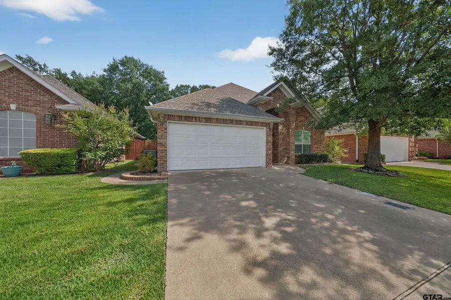 1869 Hollylake Circle, Tyler, TX 75703 - Image #2