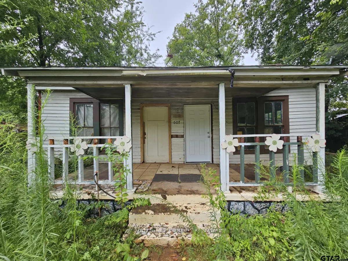 607 Rainey St., Palestine, TX 75801 - Image #1