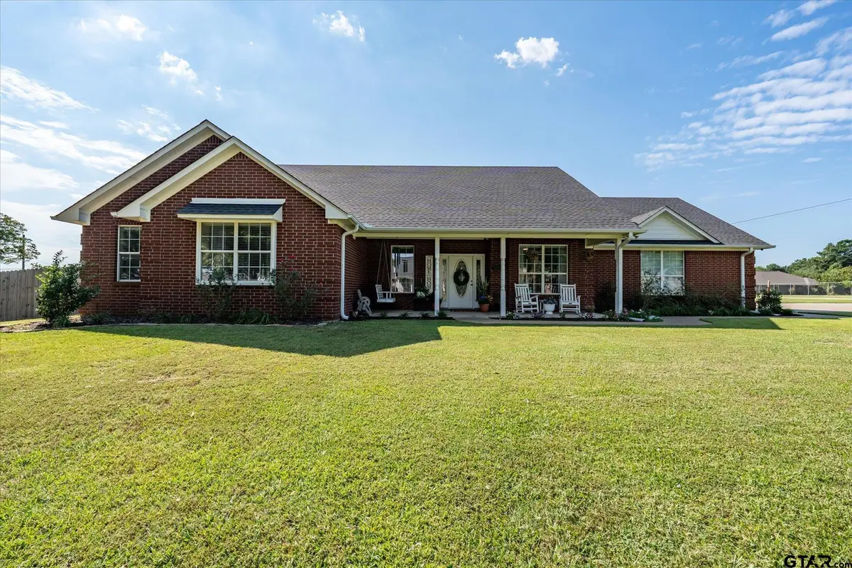 22206 Ellis Dr, Chandler, TX 75758 - #1