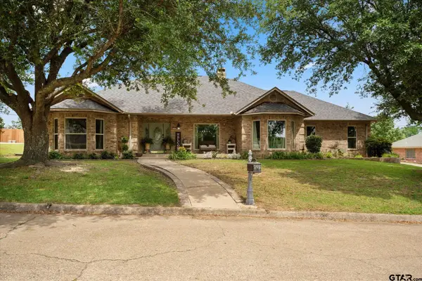 3006 Masters Drive, Mount Pleasant, TX 75455