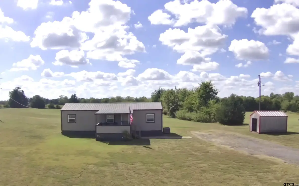 18407 Farm Market 137, Roxton, TX 75477 - Image #1