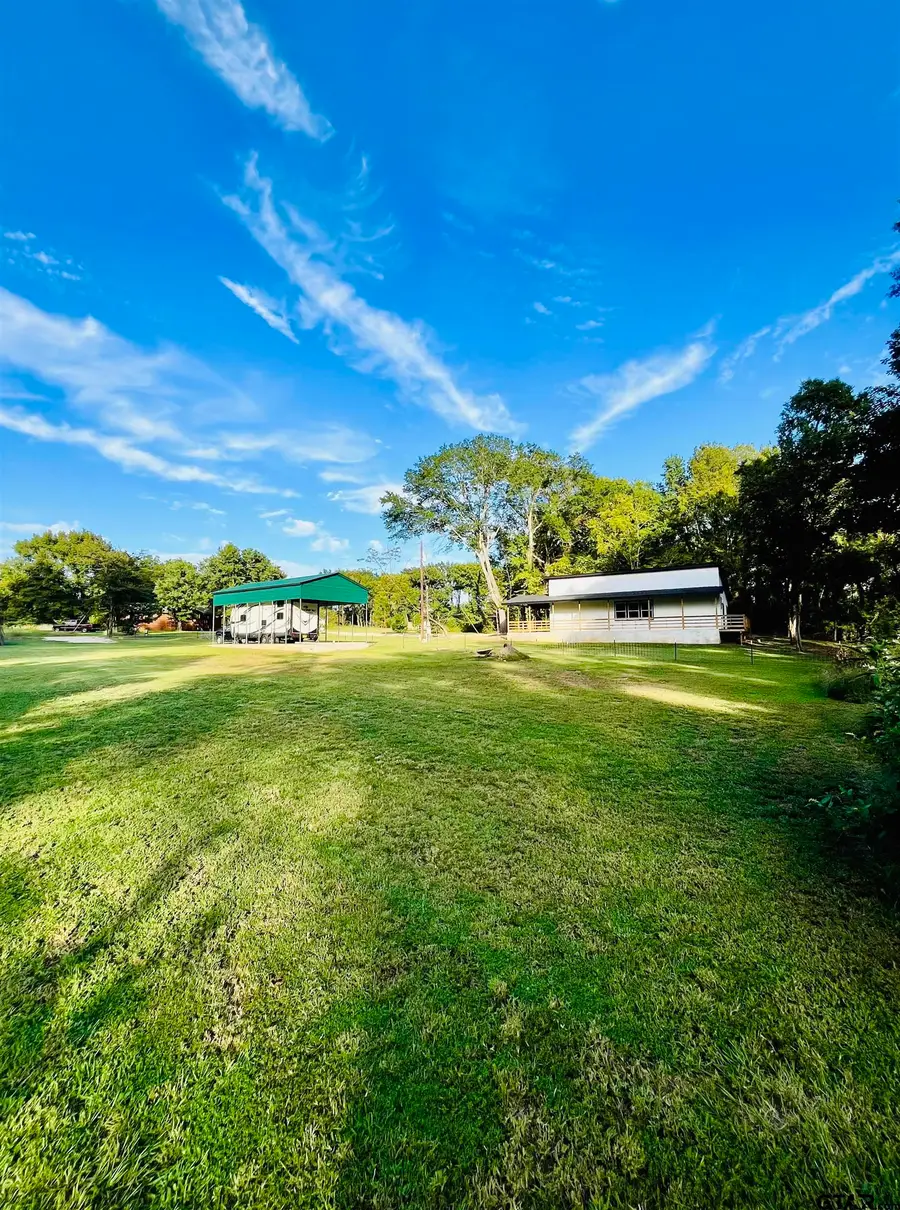 837 Red Bud Cir, Bullard, TX 75757 - Image #2