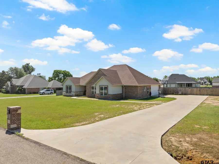20 County Road 4742, Mount Pleasant, TX 75455 - Image #3