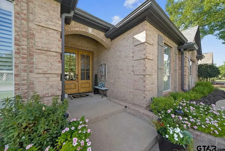 5829 Brynmar Court, Tyler, TX 75703 - Image #3