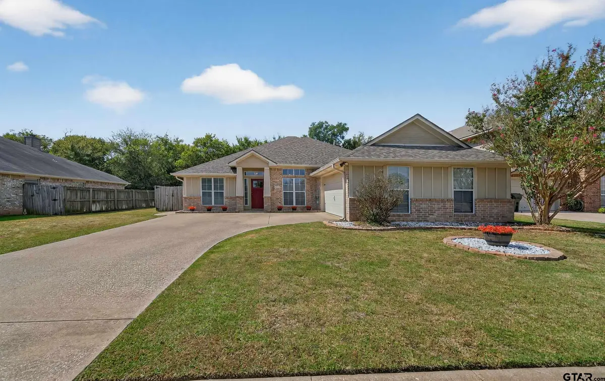 10926 Westhaven Cir, Flint, TX 75762 - Image #1