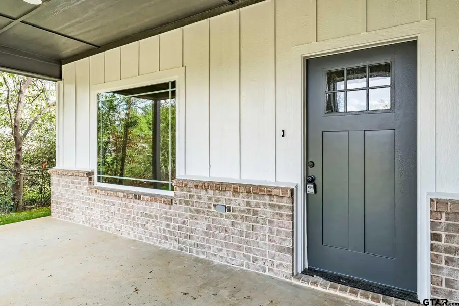 105 W Tena, Jacksonville, TX 75766 - Image #2