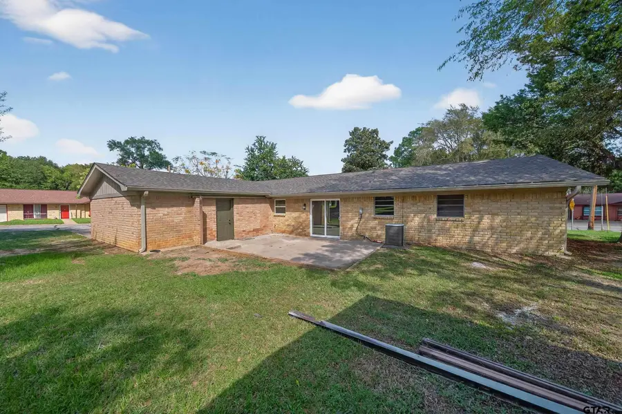 1023 Columbia Ave, Jacksonville, TX 75766 - Image #3