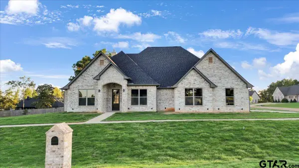 12263 Oak Grove Dr, Tyler, TX 75706