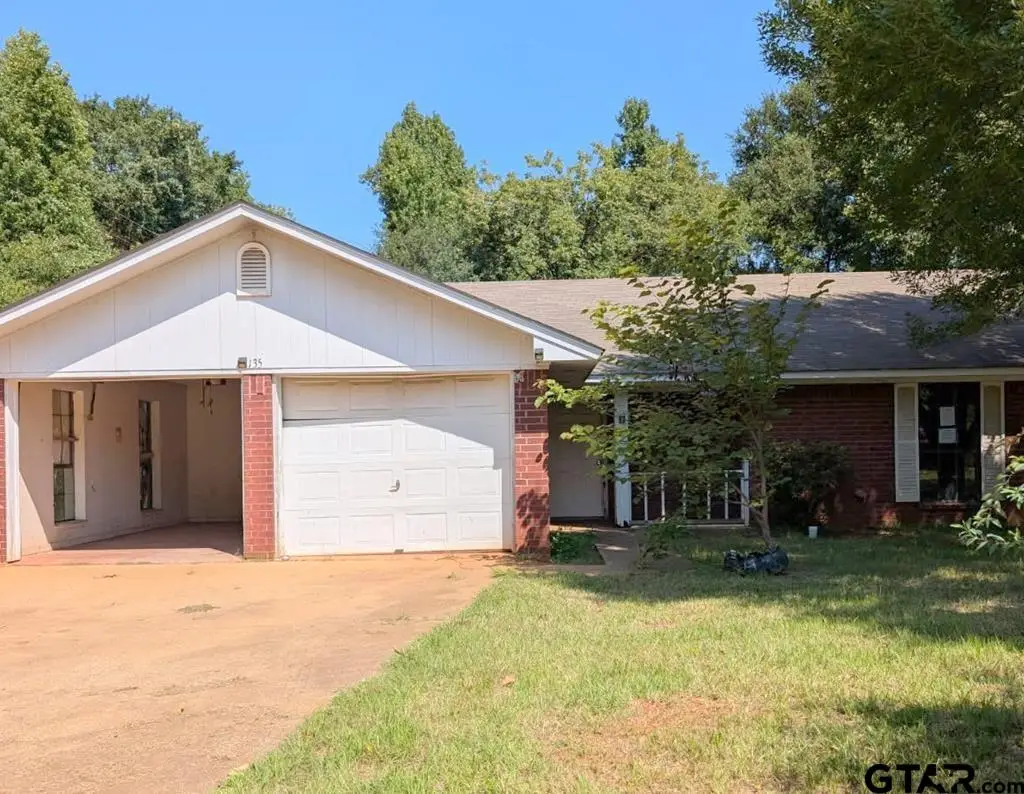 135 Stewart, Palestine, TX 75803 - Image #1