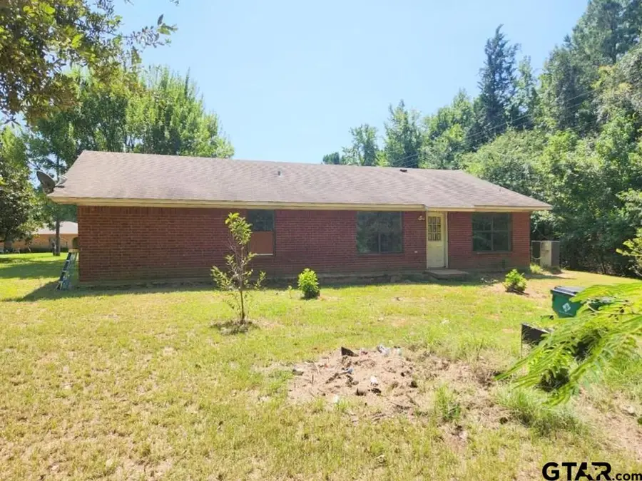 135 Stewart, Palestine, TX 75803 - Image #2