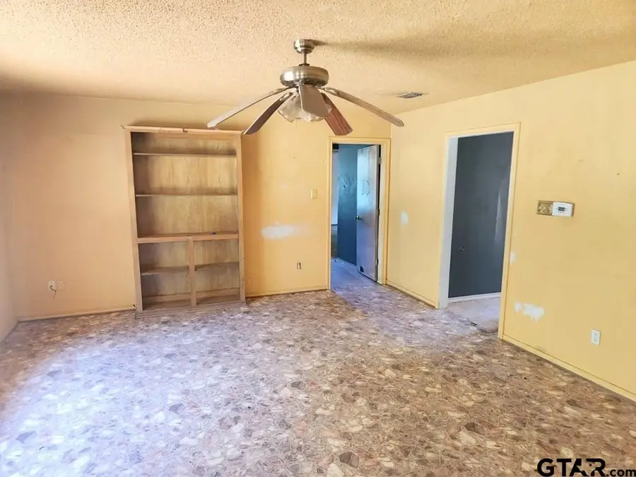 135 Stewart, Palestine, TX 75803 - Image #3