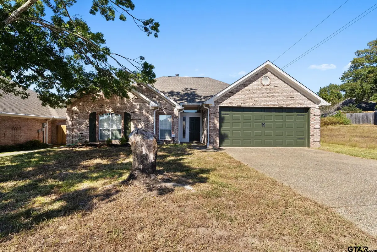 3114 Arbor Oak Dr, Tyler, TX 75707 - Image #1