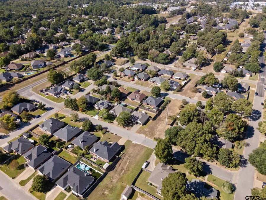 3114 Arbor Oak Dr, Tyler, TX 75707 - Image #3