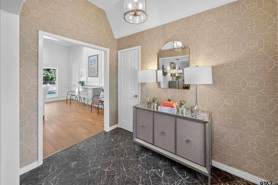 6102 Wilderness Rd, Tyler, TX 75703 - Image #2