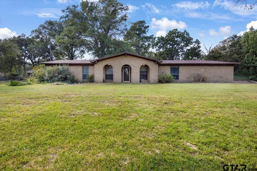 1302 Jeb Stuart Dr, Tyler, TX 75703 - Image #3