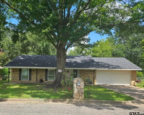 110 Hillcreek Drive, Whitehouse, TX 75791
