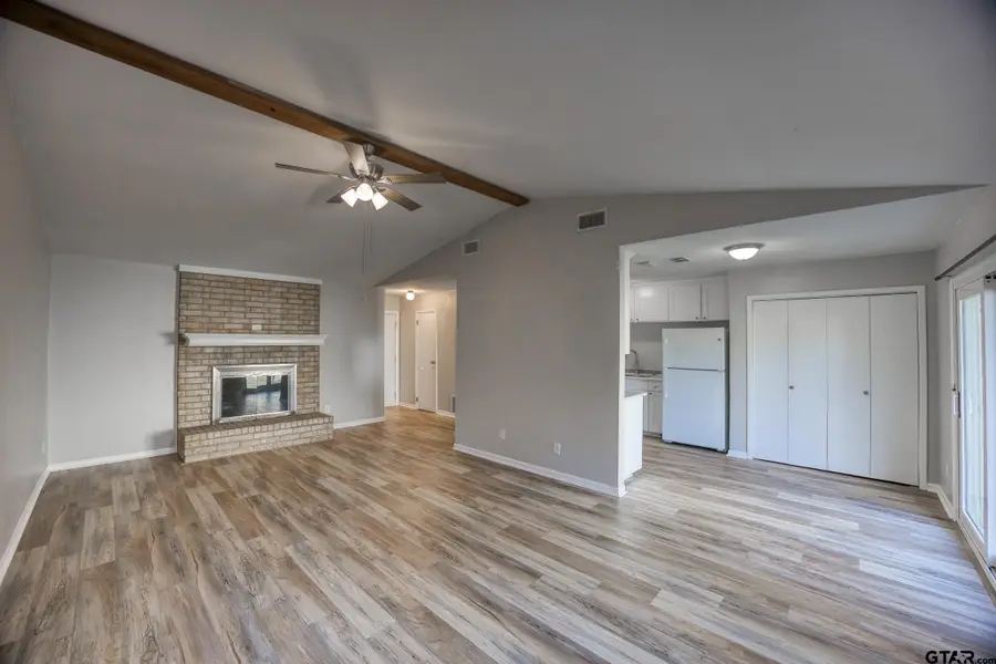 301 First St, Palestine, TX 75803 - Image #2