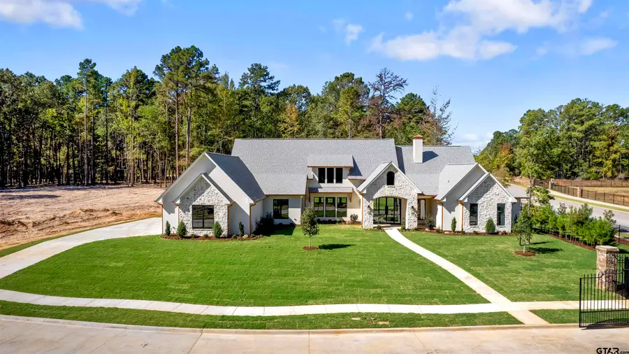 1915 Magnolia Trail, Tyler, TX 75703 - Image #2