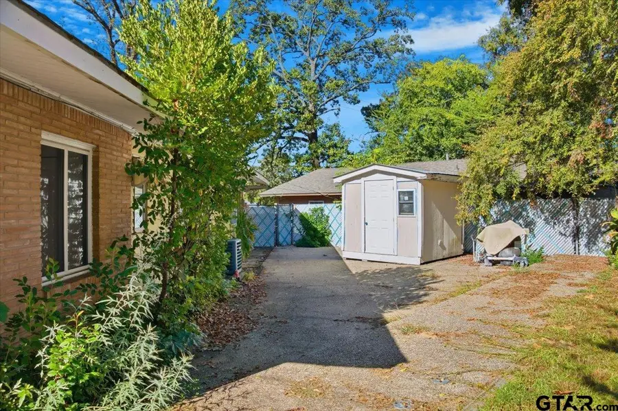 1835 Melba Dr, Tyler, TX 75701 - Image #3