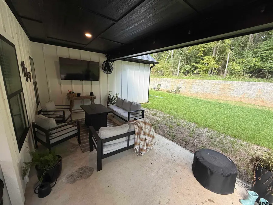 18535 Paradise Lane, Flint, TX 75762 - Image #3