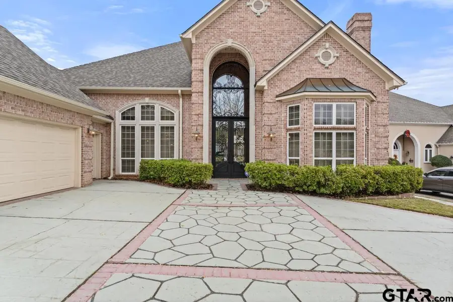 7050 Walden Dr, Tyler, TX 75703 - Image #2