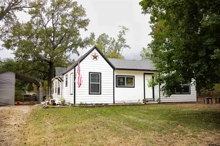 514 N College St, Lindale, TX 75771 - Image #2