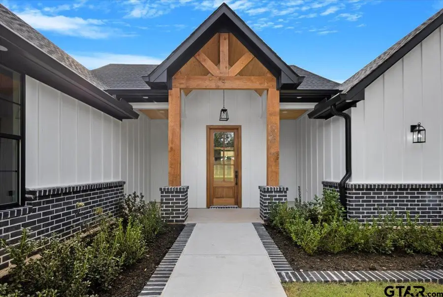 405-2 E Front Street, Arp, TX 75750 - Image #3