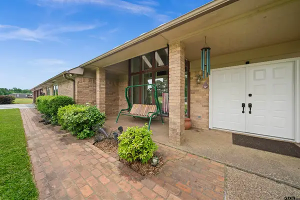 126 County Road 4212, Jacksonville, TX 75766