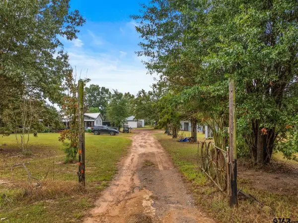 24711 Highway 77W, Naples, TX 75568