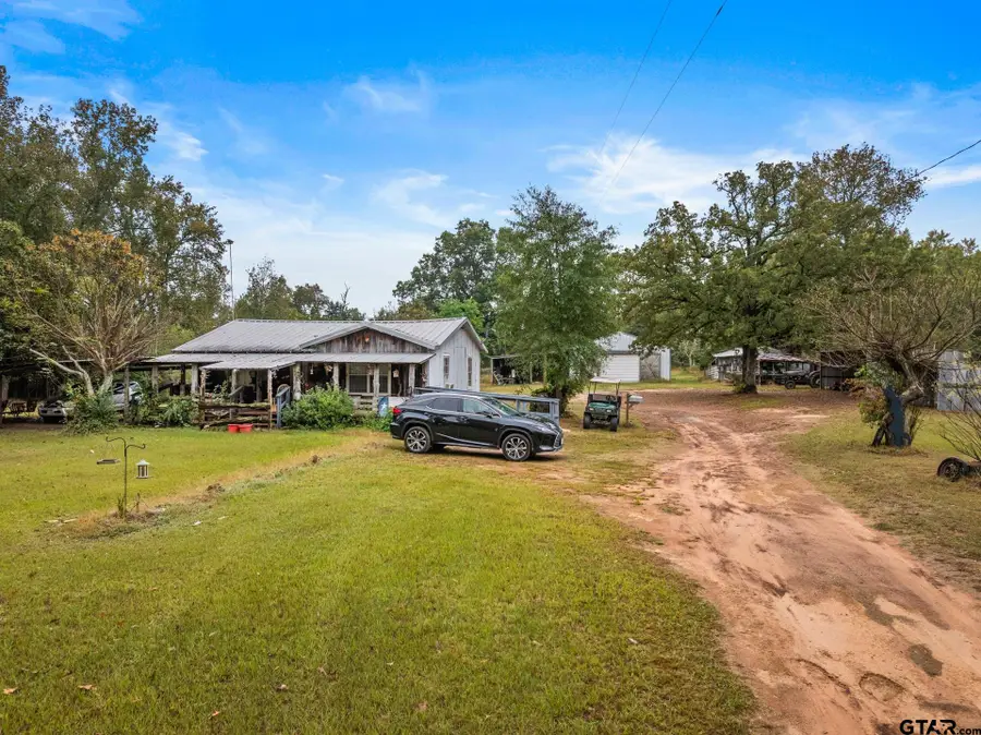 24711 Highway 77W, Naples, TX 75568 - Image #2