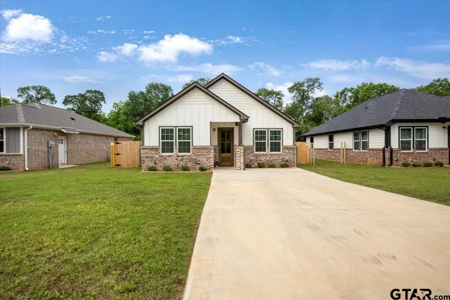 509 Zimmerman Drive, Jacksonville, TX 75766 - Image #2