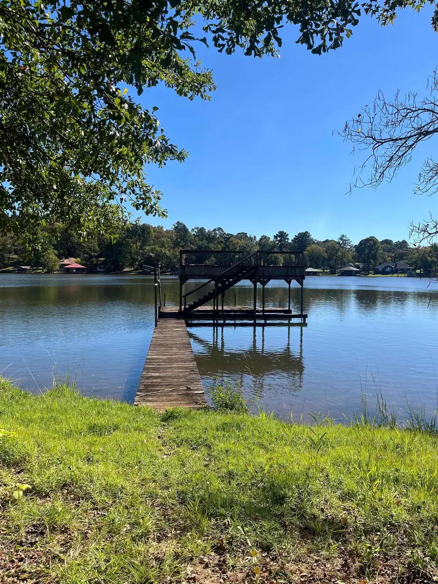 2428 Lake Park Ln, Jacksonville, TX 75766 - Image #2