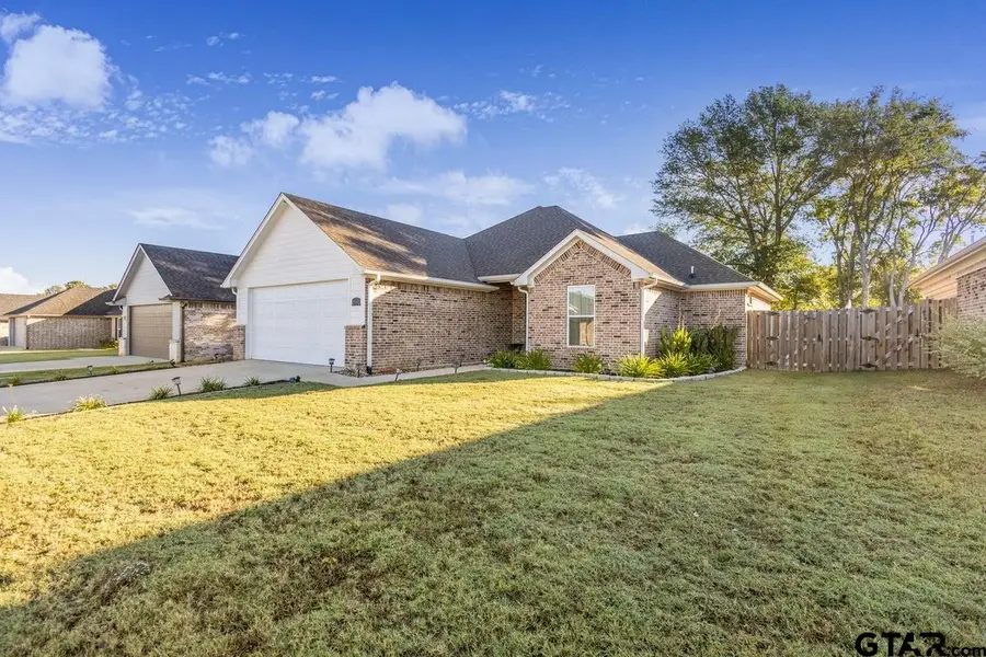 2007 Jason Drive, Whitehouse, TX 75791 - #2