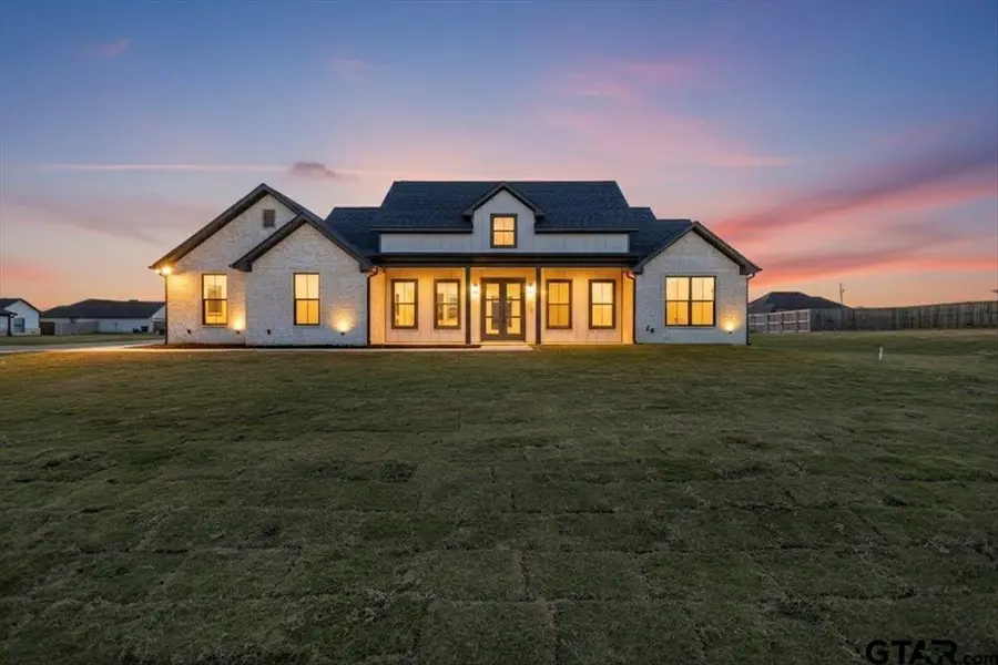 11918 Tara Ln, Lindale, TX 75771 - Image #2