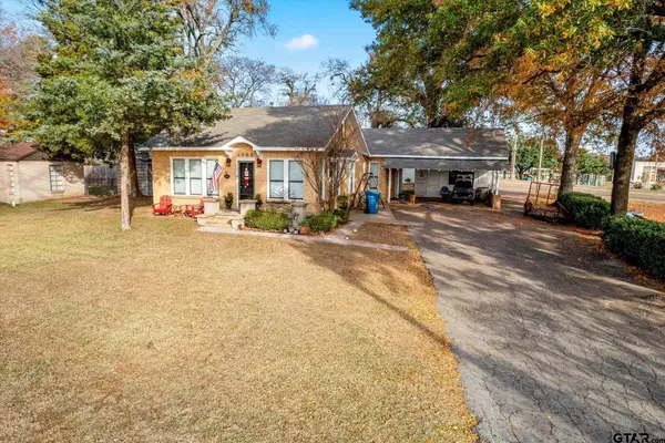 1702 W First Street, Mt Pleasant, TX 75455